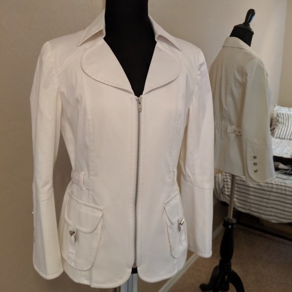 BOGO 1/2 Off /Anthracite by Muse / White Jacket - Picture 1 of 6